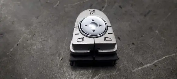 Mercedes-Benz C W205 Quarter vent window switch 