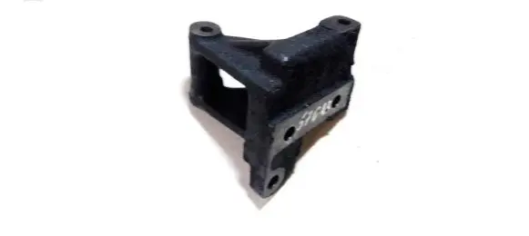 Chrysler Voyager Engine mounting bracket