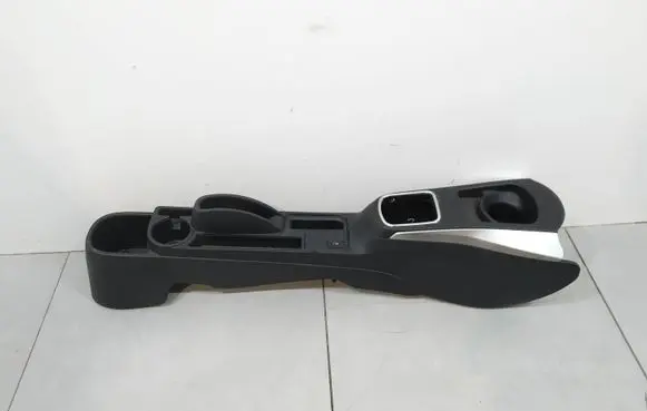 Toyota Yaris Center console 