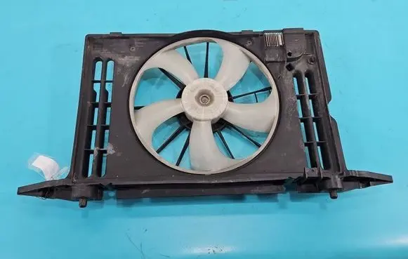 Toyota Auris 150 Fan set 168000-8470 IMPRK1520308