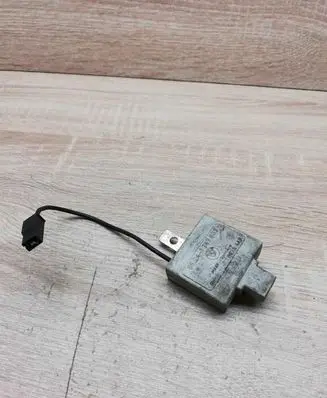 BMW 3 E36 Aerial antenna amplifier 1387803