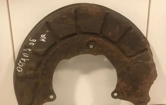 Skoda Octavia Mk2 (1Z) Front brake disc dust cover plate 