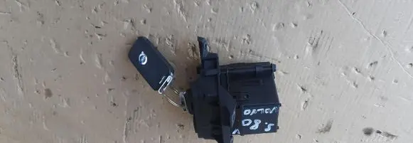 Volvo S80 Ignition lock 30797211