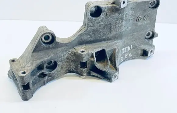 Generator/alternator bracket