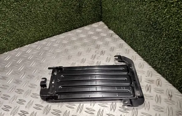 Opel Vivaro Fuel cooler (radiator) 175104049R 93868458