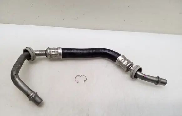 Mercedes-Benz Vito Viano W447 Gearbox oil cooler pipe/hose A6541800300