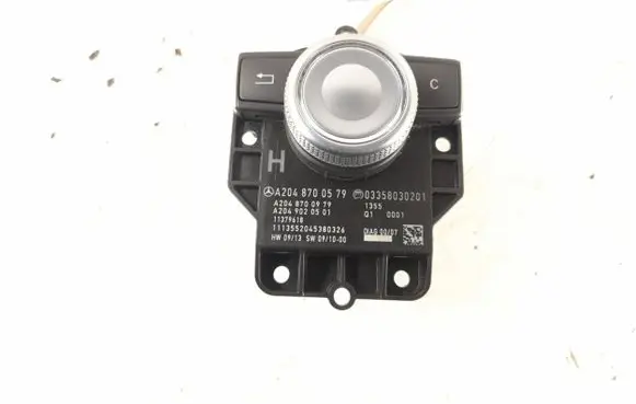 Mercedes-Benz GLK (X204) Head unit multimedia control 2048700579 2048707458