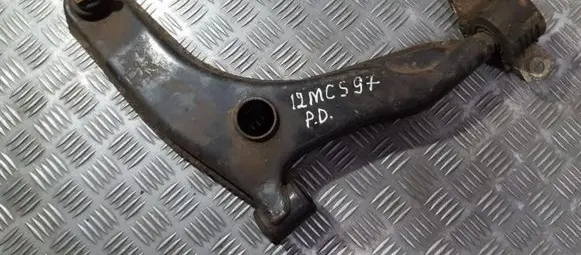 Front lower control arm/wishbone