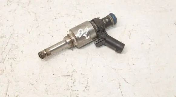 Fuel injector
