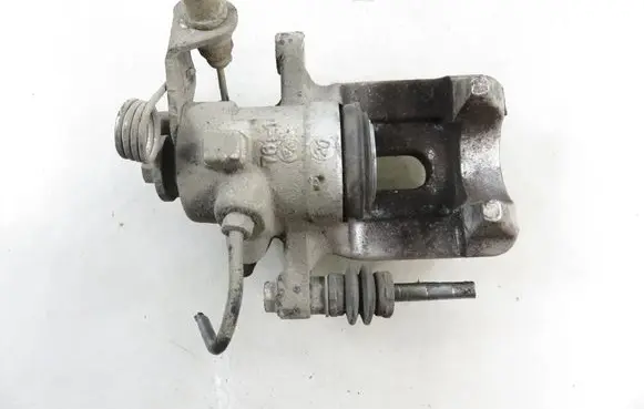 Citroen C4 I Rear brake caliper 