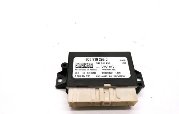 Volkswagen Tiguan Parking PDC control unit/module 3Q0919298C