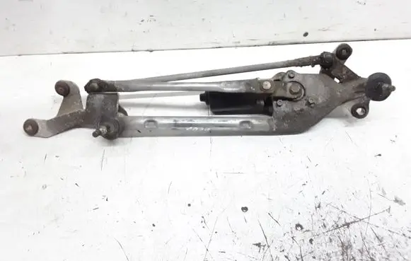 Nissan Primera Front wiper linkage and motor