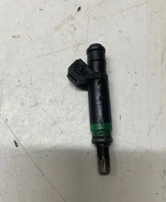 BMW X5 E70 Fuel injector 7525721 8093803474