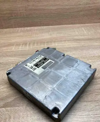 Toyota Avensis T250 Engine control unit/module ECU 8966105390 MB1757009400