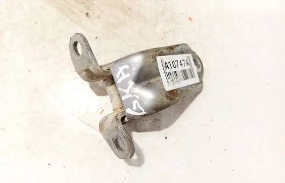 Subaru Outback Rear door lower hinge