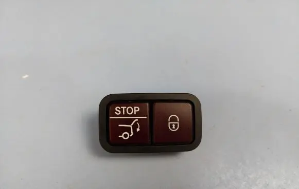 Mercedes-Benz E W212 Tailgate opening switch A2128210551 2128210551