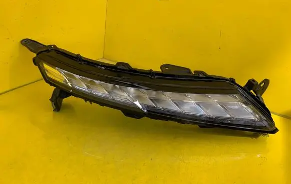 Mitsubishi Eclipse Cross Headlight/headlamp 92206010