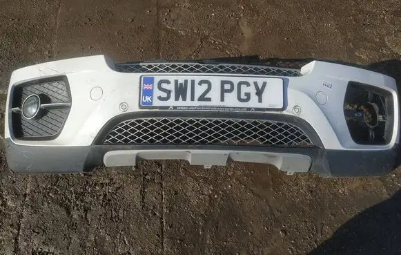 BMW X6 E71 Front bumper BALTAS