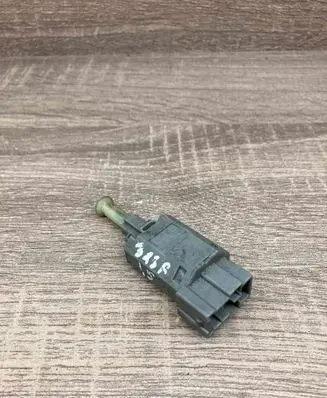 Mazda MPV II LW Brake pedal sensor switch GA2C6649Y