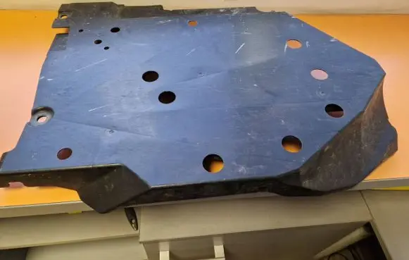 Subaru Forester SK Rear underbody cover/under tray 42045FL110