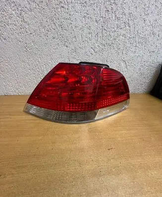 BMW 7 E65 E66 Rear/tail lights 325022 F5951 6937236