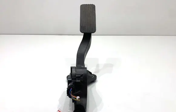 Hyundai i30 Accelerator throttle pedal 32700G4200