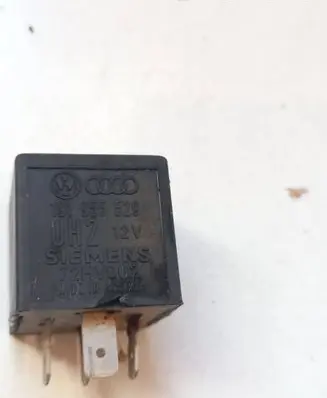 Volkswagen Transporter - Caravelle T4 Other relay 191955529