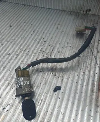 Iveco Daily 35.8 - 9 Ignition lock