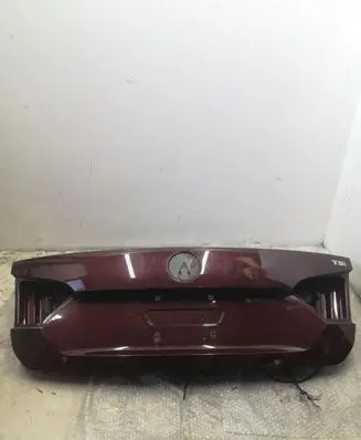 Volkswagen PASSAT B7 USA Tailgate/trunk/boot lid