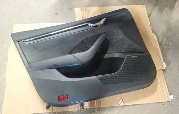 Skoda Octavia Mk4 Door card panel trim set 5E4867013AF