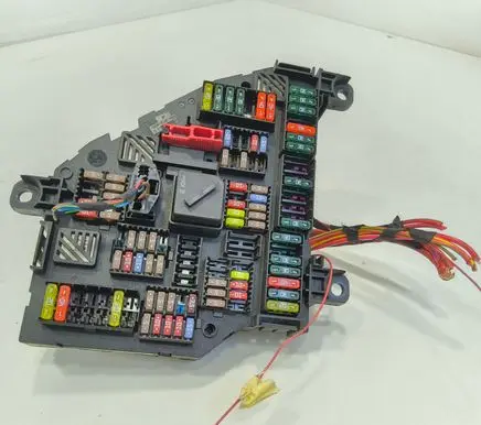 BMW 5 F10 F11 Fuse box set 1670499