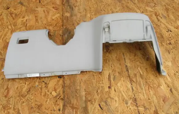 Mercedes-Benz ML W166 Dashboard lower bottom trim panel a1666801687