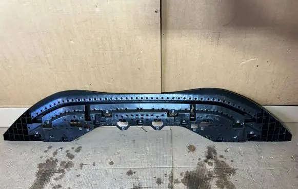 Suzuki Swift IV Front bumper skid plate/under tray 7246170T0