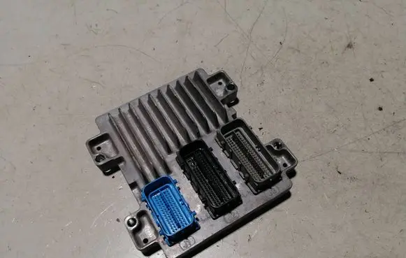 Buick Encore I Engine control unit/module 12679097 12668986