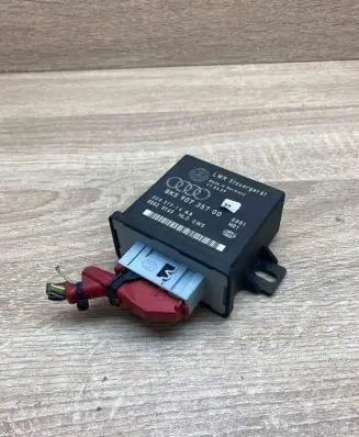 Audi A4 S4 B8 8K Light module LCM 8K590735700 00837914AA