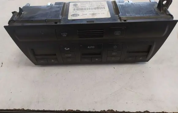 Audi A6 S6 C5 4B Climate control unit 4B0820043K