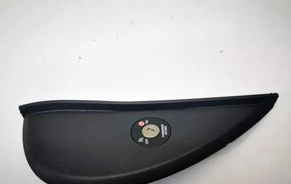 KIA Sportage Dashboard side end trim 847663U000