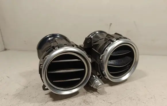 Mercedes-Benz E W213 Dash center air vent grill A2138307700