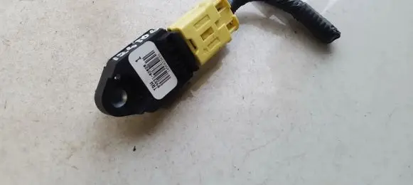 Lexus IS 220D-250-350 Airbag deployment crash/impact sensor 8983102020 89831-02020