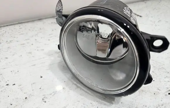 Toyota Corolla Verso AR10 Front fog light