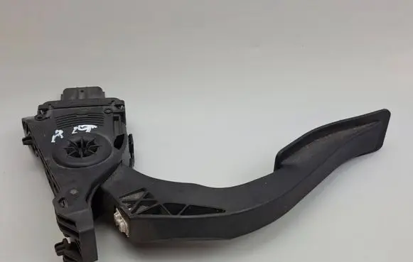 Audi A6 S6 C6 4F Accelerator throttle pedal 8K1723523 6PV00950501 27092010