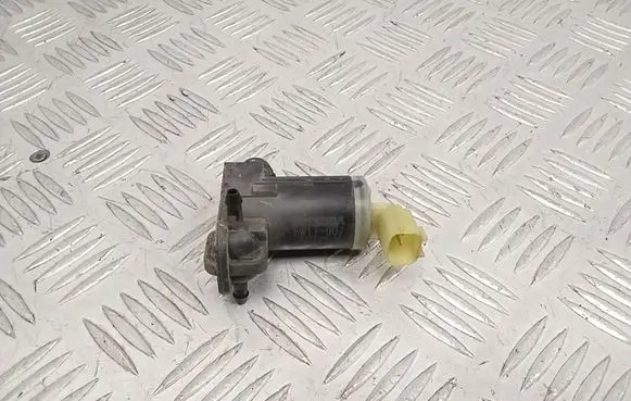 Nissan Leaf II (ZE1) Windscreen/windshield washer pump EW17002