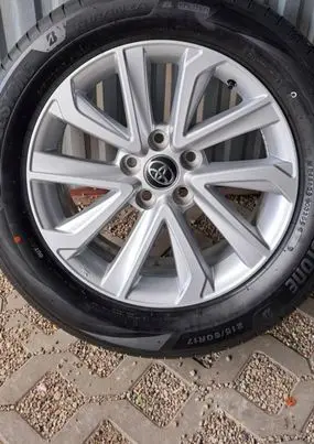Toyota C-HR II R17 alloy rim 