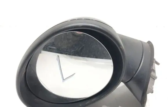 Mini Cooper Countryman R60 Front door electric wing mirror