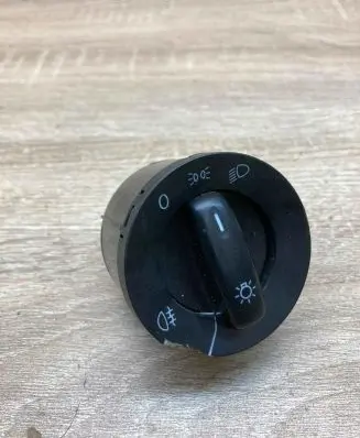 Volkswagen Golf VI Light switch 1K0941431BB K1BBT