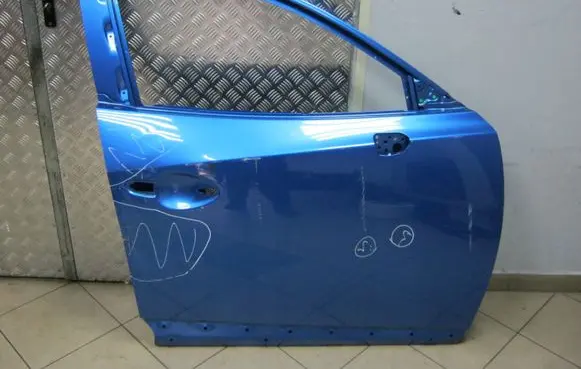 Mazda CX-3 Front door
