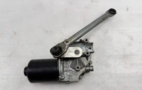 Ford Mustang VI Wiper motor W000061127