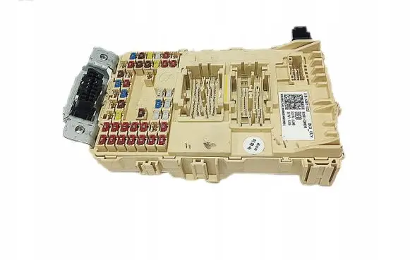 Hyundai Bayon Relay mounting block 919D5