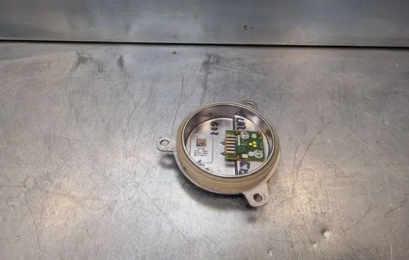 BMW 3 G20 G21 LED ballast control module 1420000423