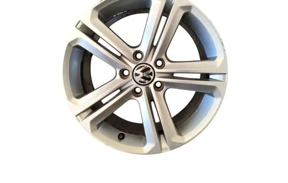 Volkswagen Polo VI R12 alloy rim 